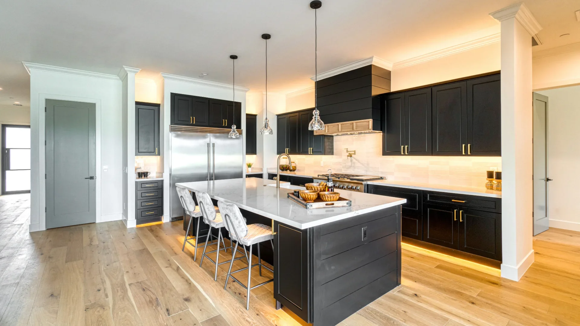 Beautiful clean kitchen showcasing Puresome Cleaning's attention to detail